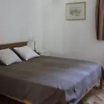 Διαμέρισμα Maria Rab