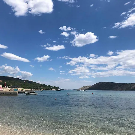 Διαμέρισμα Maria Rab *