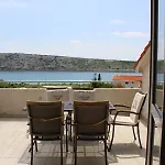 Maria Rab Apartament